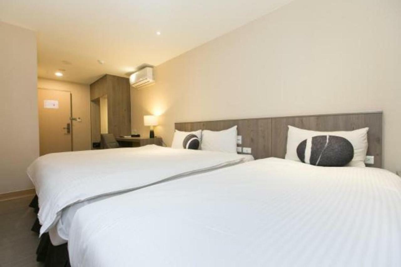 Tc Hotel - Hualien Zhongxiao Εξωτερικό φωτογραφία
